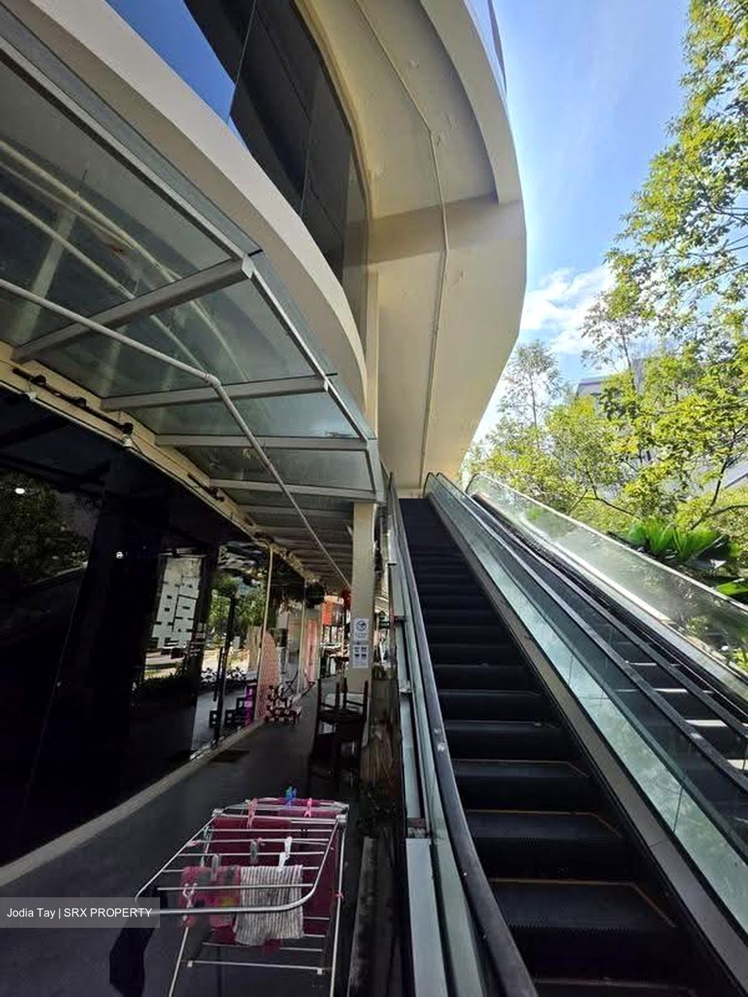The Commerze@irving (D13), Retail #614900721